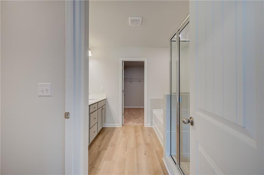 Spacious, unfurnished interior of a new home in Bowers Farm, McDonough (Image 9). Spacious, unfurnished interior of a new home in Bowers Farm, McDonough (Image 9).