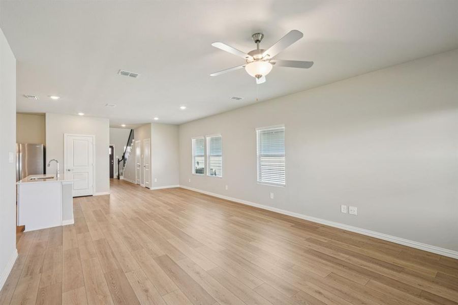 Photo is not of the actual home, but is an inspirational photo of builder’s model home and may depict options, furnishings, and/or decorator features that are not included.