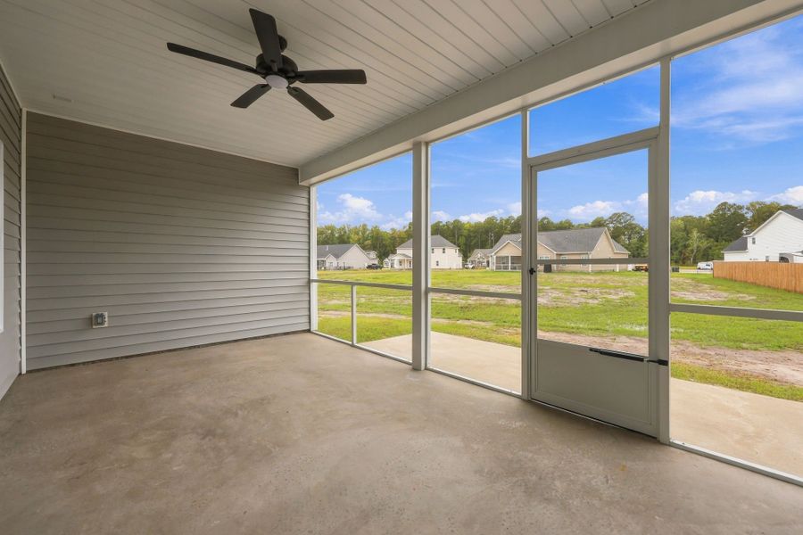 Exterior details and patio area of a home in Laurel Oaks, Greenville (Image 32).