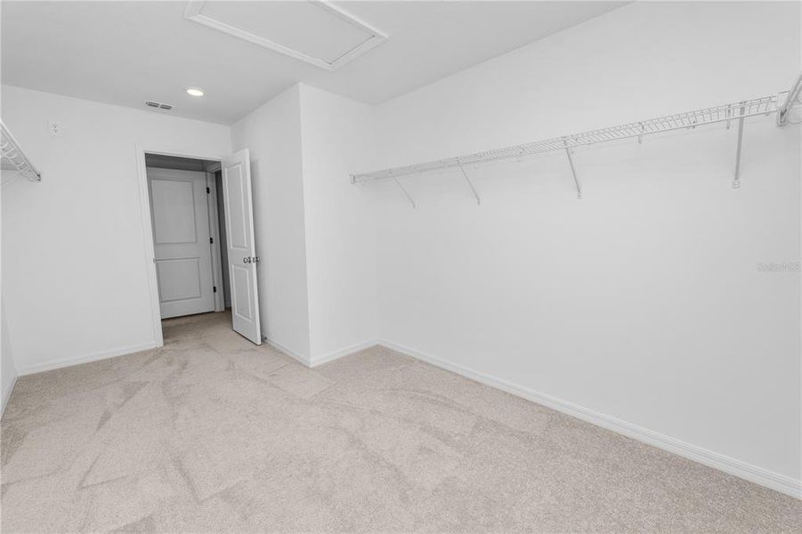 Spacious, unfurnished interior of a new home in Marion Creek, Haines City (Image 30). Spacious, unfurnished interior of a new home in Marion Creek, Haines City (Image 30).