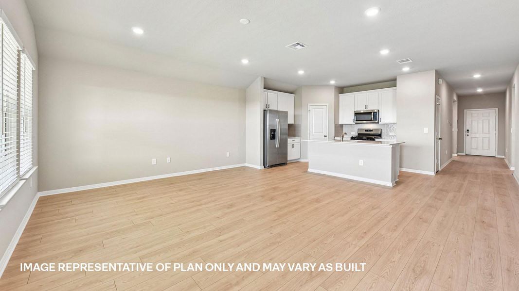 Spacious, unfurnished interior of a new home in Carillon, Manor (Image 28). Spacious, unfurnished interior of a new home in Carillon, Manor (Image 28).