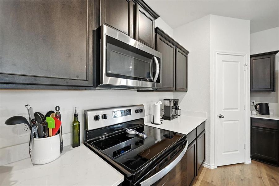 Furnished interior view inside a new home in , Sherman (Image 35).