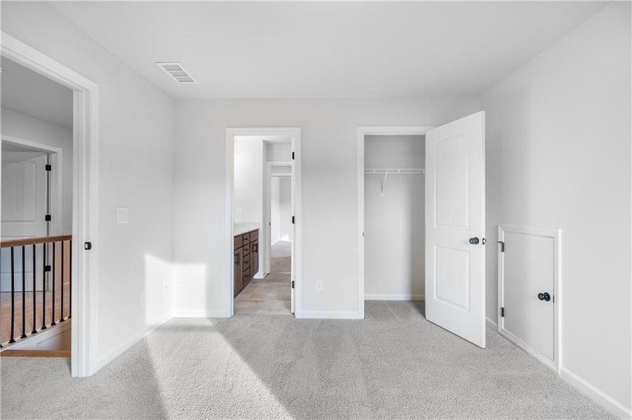 Spacious, unfurnished interior of a new home in Harmony Farms, Eatonton (Image 32).