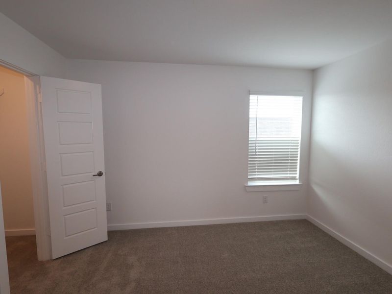 Spacious, unfurnished interior of a new home in Summerview, Fulshear (Image 9). Spacious, unfurnished interior of a new home in Summerview, Fulshear (Image 9).