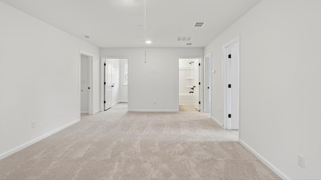 Spacious, unfurnished interior of a new home in Creekside at Andrews, Summerville (Image 20). Spacious, unfurnished interior of a new home in Creekside at Andrews, Summerville (Image 20).