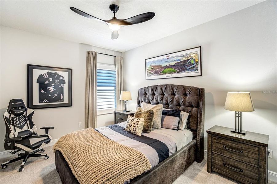 Furnished interior view inside a new home in , Tarpon Springs (Image 16).