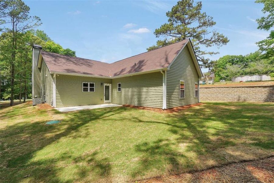 Exterior details and patio area of a home in , Covington (Image 4).