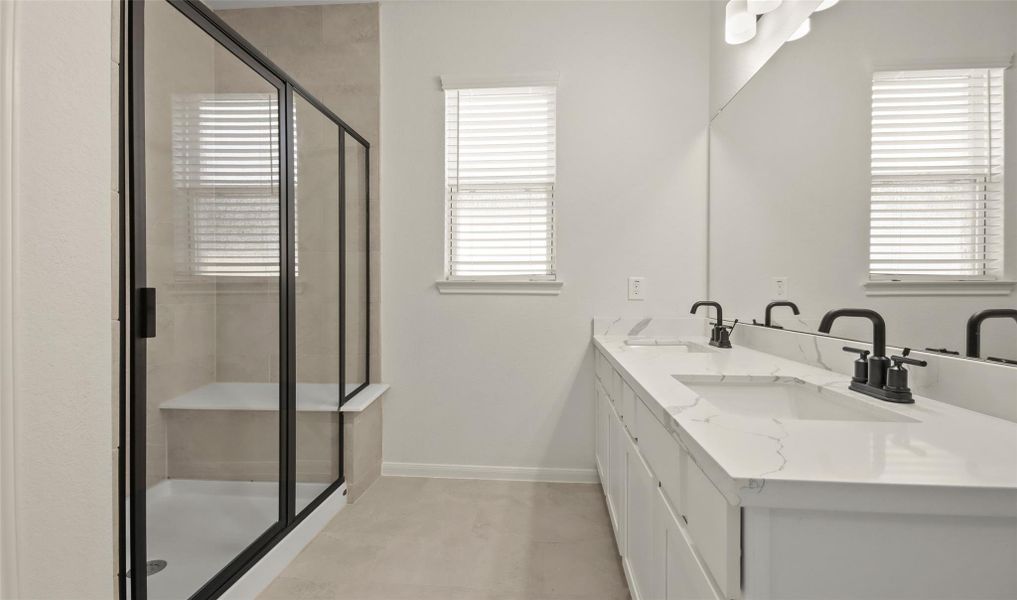 Relaxing owner's bath (*Photo not of actual home and used for illustration purposes only.) Relaxing owner's bath (*Photo not of actual home and used for illustration purposes only.)