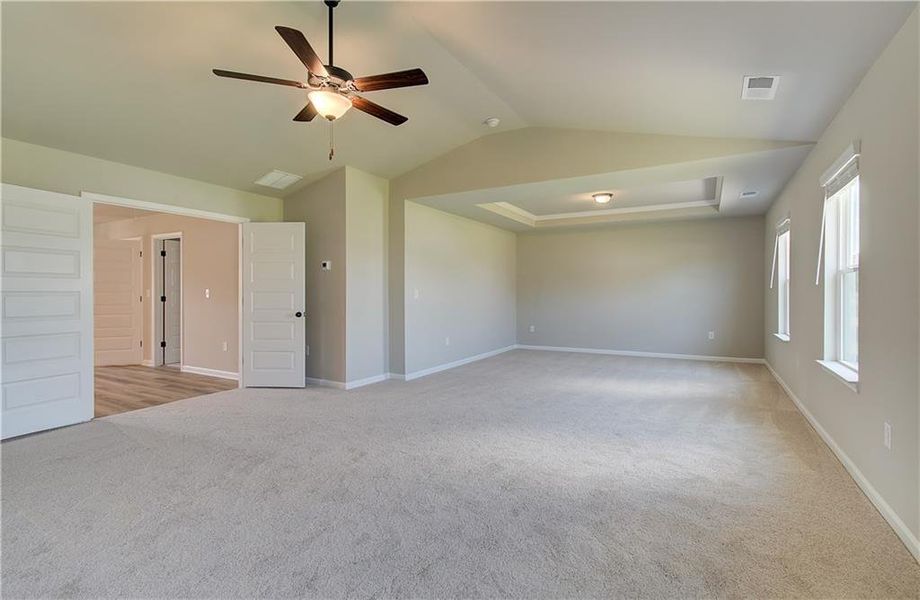 Spacious, unfurnished interior of a new home in Brighton, Locust Grove (Image 18).