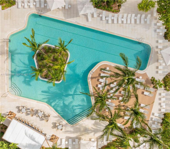 Community amenities in , Miami (Image 21).