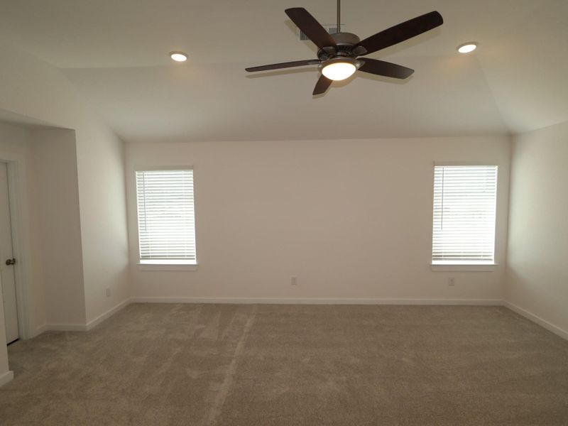 Spacious, unfurnished interior of a new home in Miller's Pond, Rosenberg (Image 9). Spacious, unfurnished interior of a new home in Miller's Pond, Rosenberg (Image 9).