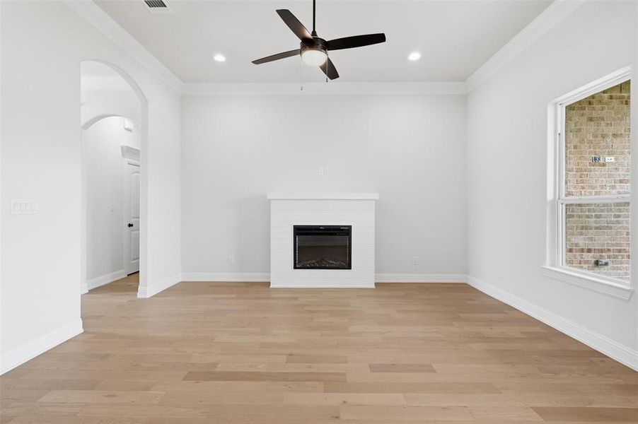 Spacious, unfurnished interior of a new home in , Springtown (Image 31).