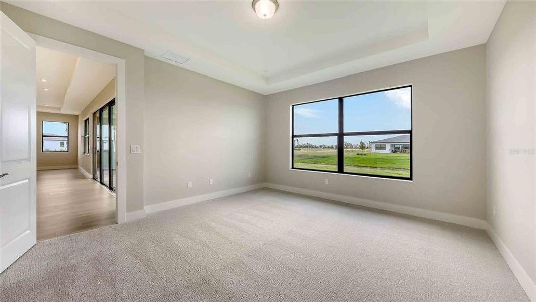 Spacious, unfurnished interior of a new home in Woodland Preserve, Parrish (Image 31).