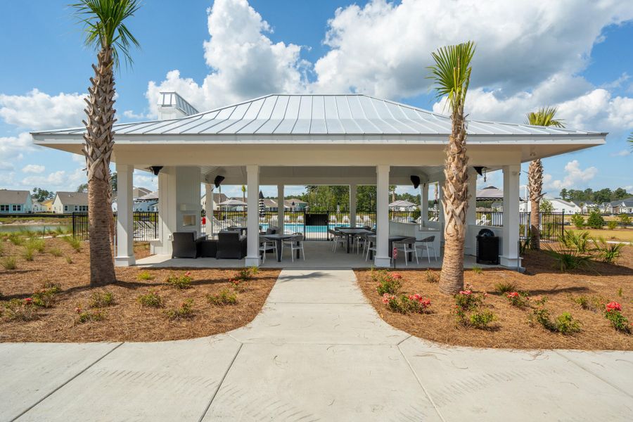 Community amenities in , Summerville (Image 56).