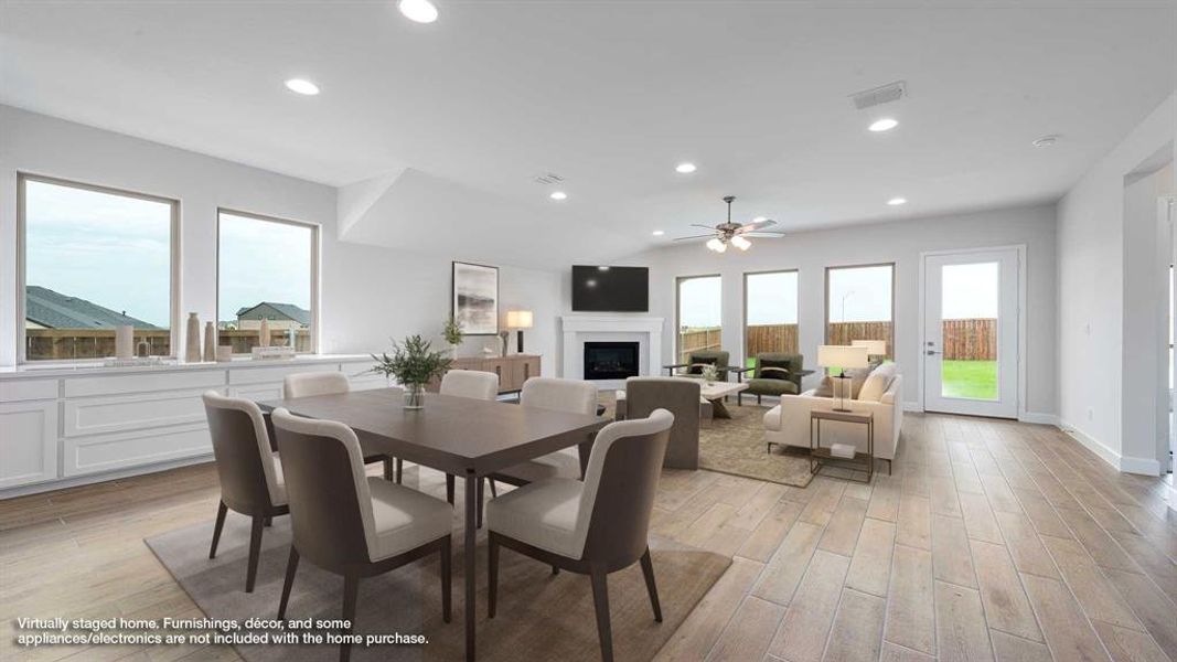 Furnished interior view inside a new home in Talon Hills 60'/70', Fort Worth (Image 10). Furnished interior view inside a new home in Talon Hills 60'/70', Fort Worth (Image 10).