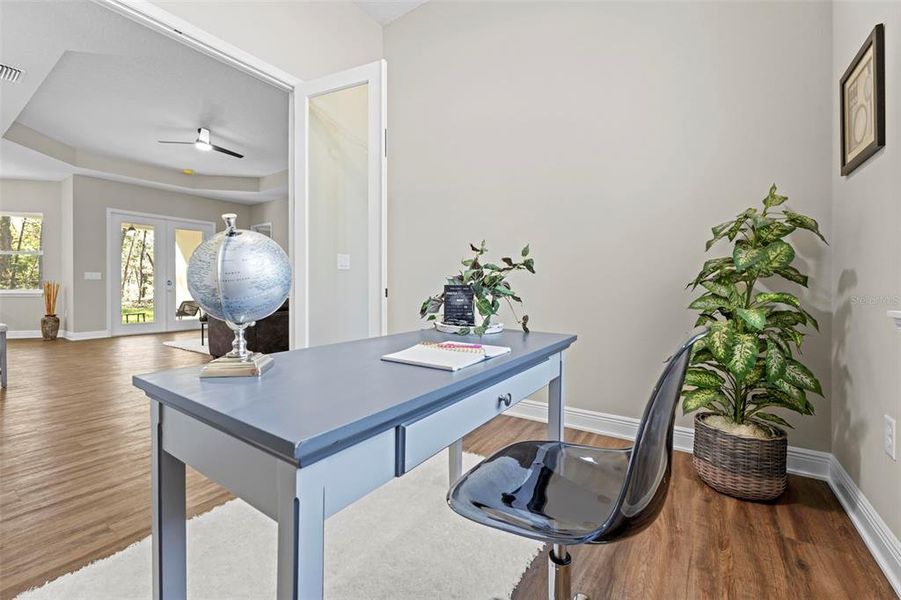 Furnished interior view inside a new home in , Homosassa (Image 27). Furnished interior view inside a new home in , Homosassa (Image 27).