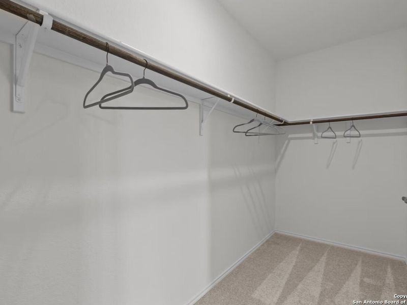 Spacious, unfurnished interior of a new home in Hickory Ridge, San Antonio (Image 18). Spacious, unfurnished interior of a new home in Hickory Ridge, San Antonio (Image 18).