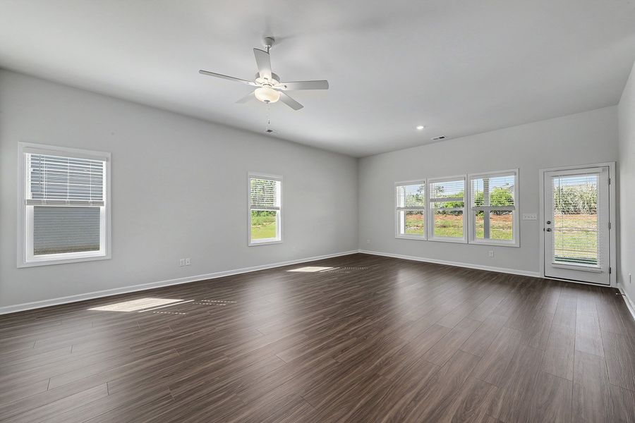 Spacious, unfurnished interior of a new home in Allston Park, Calabash (Image 18).