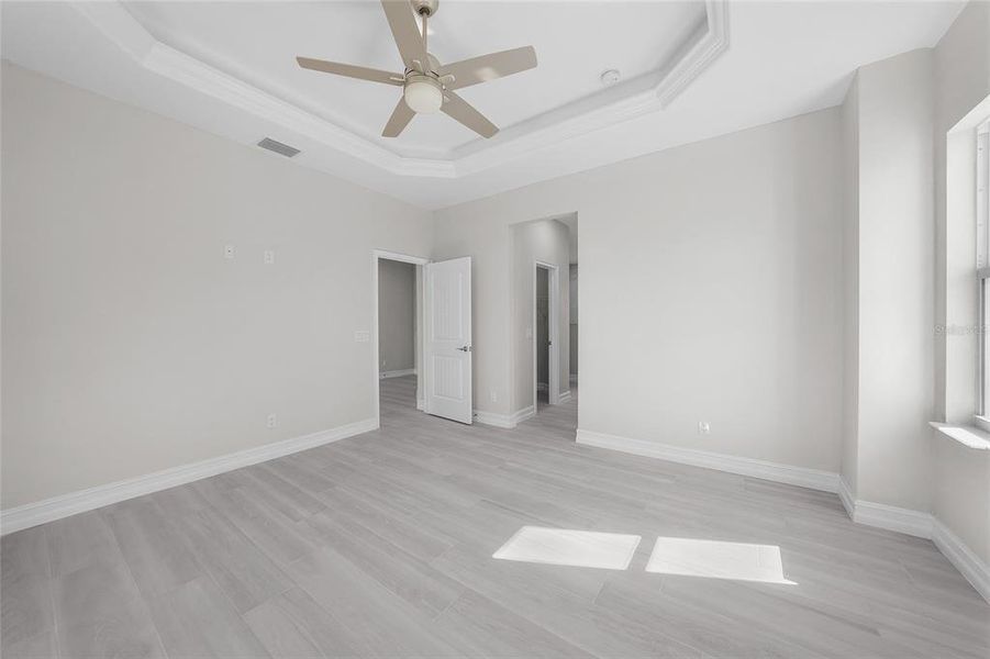 Spacious, unfurnished interior of a new home in , Punta Gorda (Image 21).