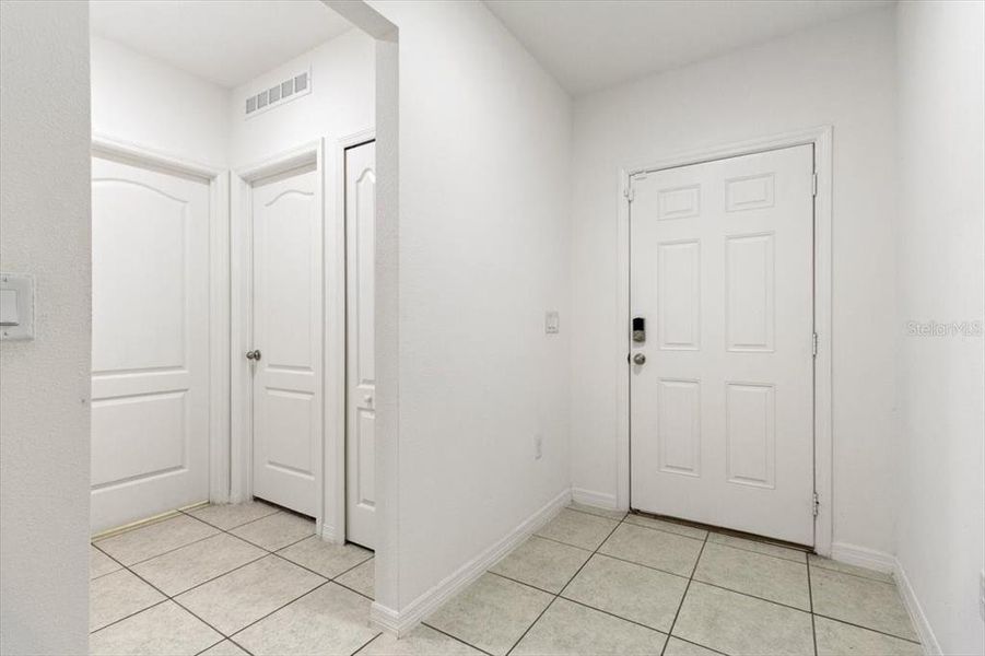 Spacious, unfurnished interior of a new home in Poinciana, Poinciana (Image 17). Spacious, unfurnished interior of a new home in Poinciana, Poinciana (Image 17).