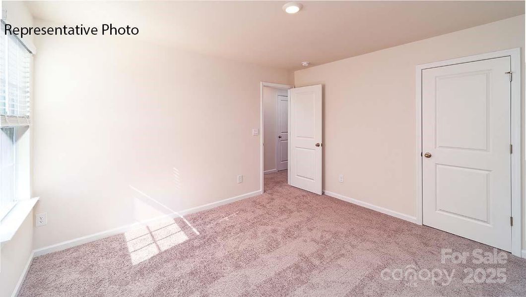 Spacious, unfurnished interior of a new home in Nolen Farm, Gastonia (Image 31).