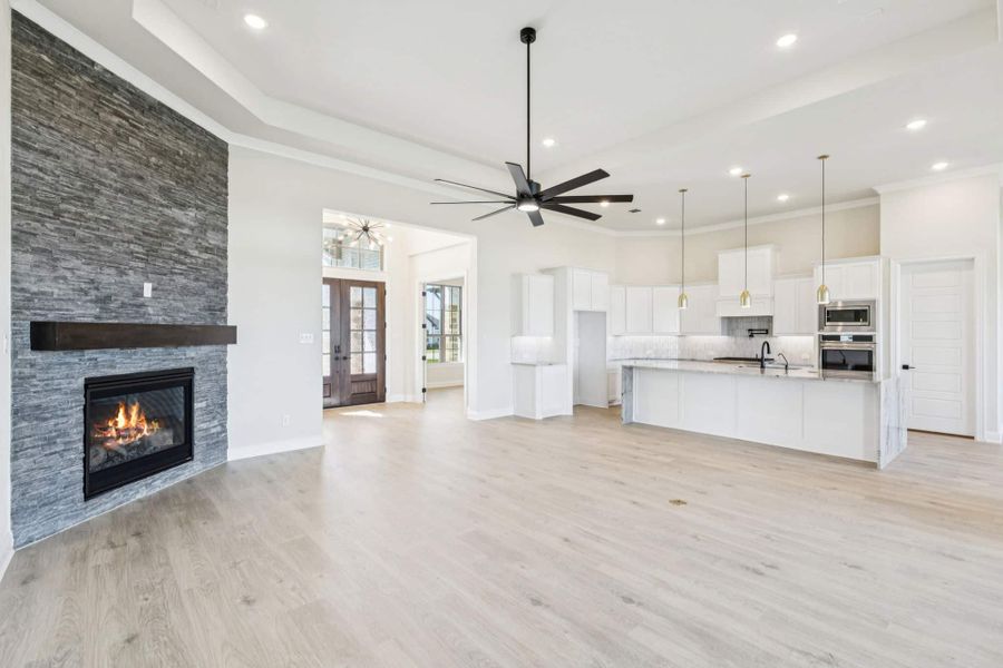 Spacious, unfurnished interior of a new home in Lakeway Estates, Waxahachie (Image 18). Spacious, unfurnished interior of a new home in Lakeway Estates, Waxahachie (Image 18).