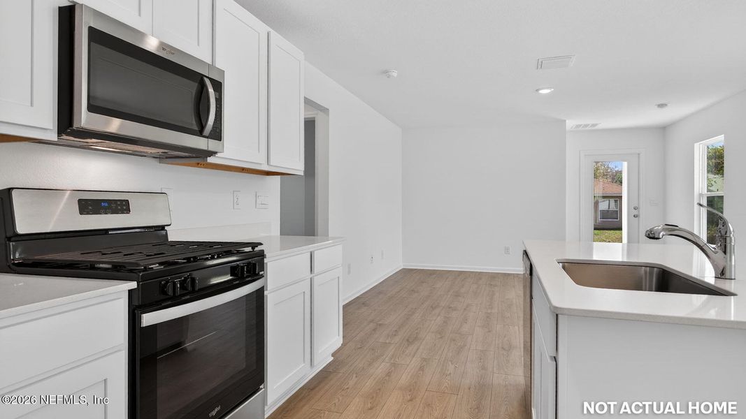 Furnished interior view inside a new home in Copes Landing, Jacksonville (Image 12).