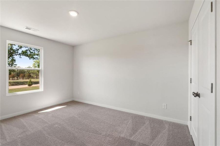 Spacious, unfurnished interior of a new home in Walker Grove, McDonough (Image 19). Spacious, unfurnished interior of a new home in Walker Grove, McDonough (Image 19).