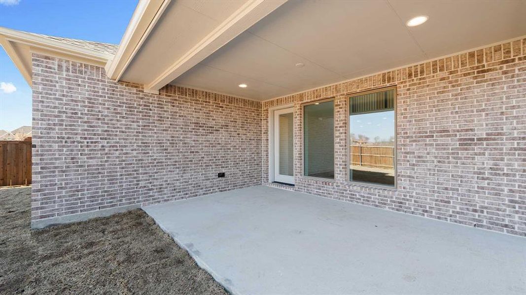 Exterior details and patio area of a home in Devonshire, Forney (Image 3).