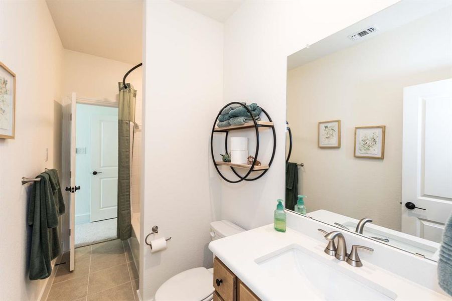 Furnished interior view inside a new home in , Denison (Image 30). Furnished interior view inside a new home in , Denison (Image 30).