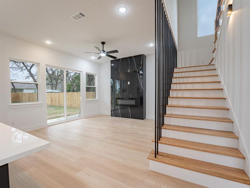 Spacious, unfurnished interior of a new home in , Dallas (Image 18).