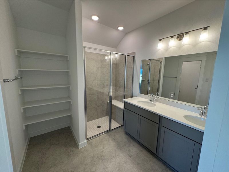 Furnished interior view inside a new home in Hunters Glen, Jarrell (Image 8).