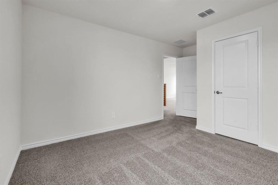 Spacious, unfurnished interior of a new home in The Landing at Hidden Lakes, McKinney (Image 17).