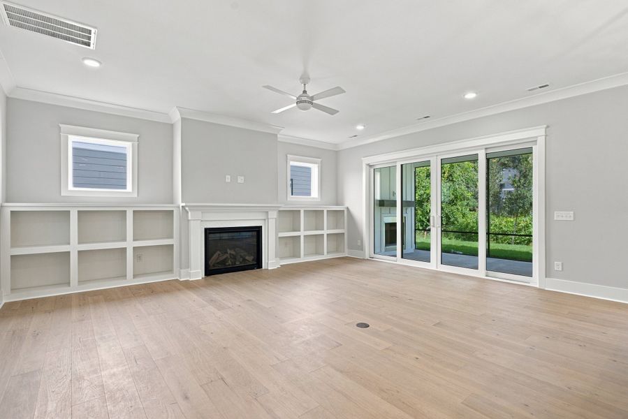 Representative unfurnished interior of a home built from the The Emerson by RobuckHomes in Stonehenge, Raleigh (Image 205).