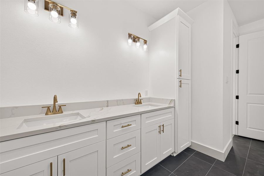 Furnished interior view inside a new home in , Houston (Image 6).