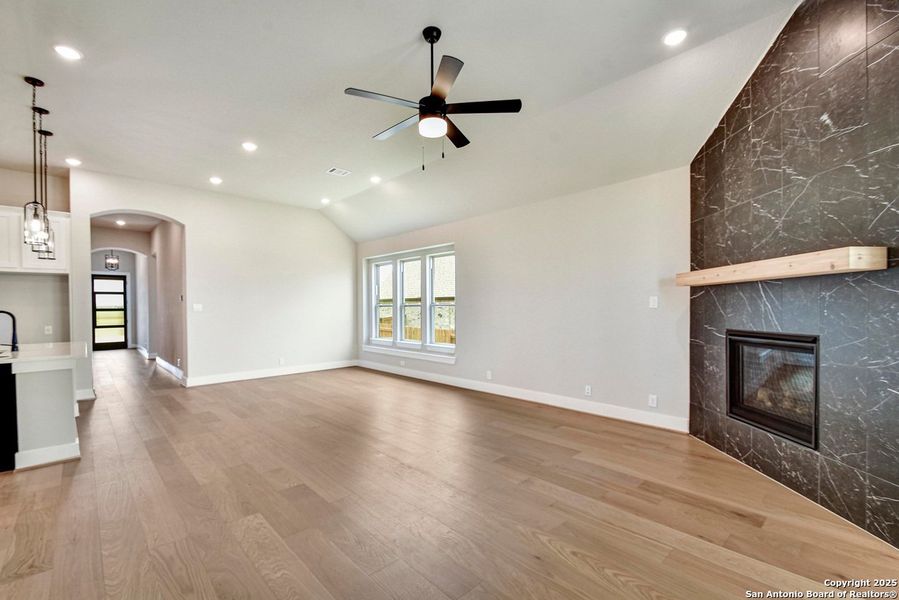 Spacious, unfurnished interior of a new home in Homestead, Schertz (Image 15). Spacious, unfurnished interior of a new home in Homestead, Schertz (Image 15).