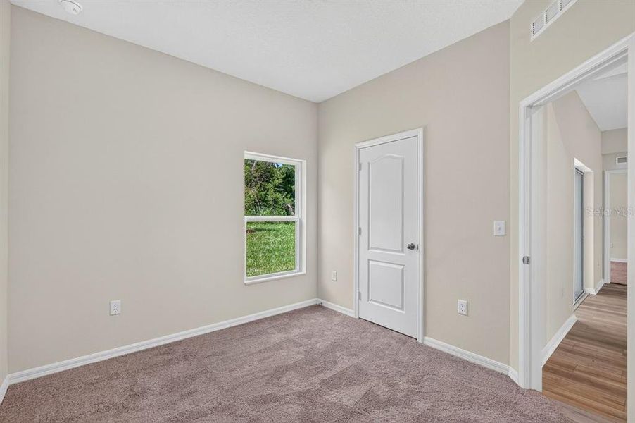 Spacious, unfurnished interior of a new home in , Deltona (Image 34).