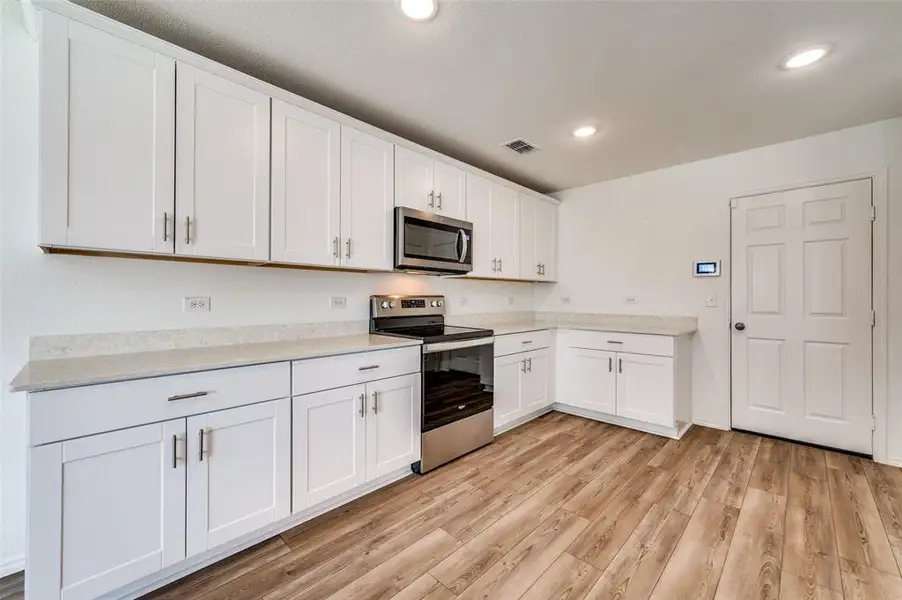 Furnished interior view inside a new home in Lake Meadow, Princeton (Image 7). Furnished interior view inside a new home in Lake Meadow, Princeton (Image 7).