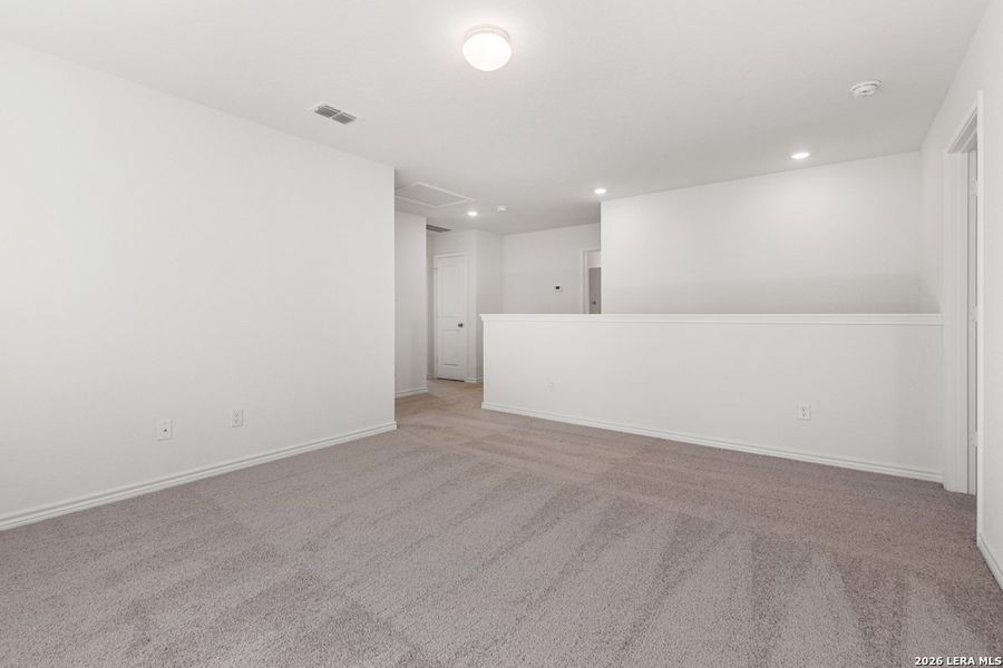 Spacious, unfurnished interior of a new home in Knox Ridge, Converse (Image 25).