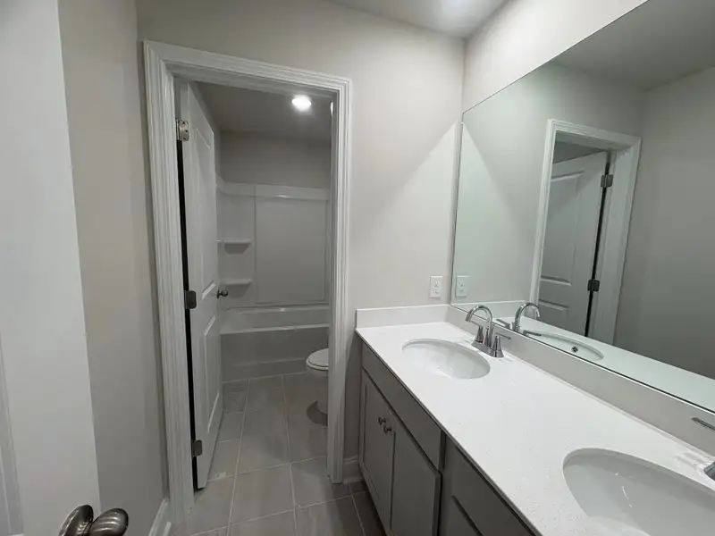 Furnished interior view inside a new home in Cades Bluff, Lebanon (Image 6).