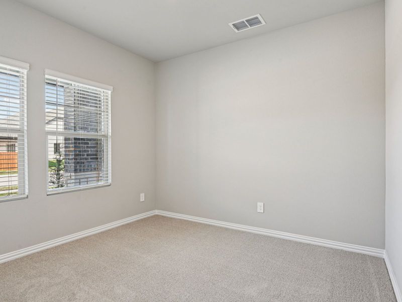Spacious, unfurnished interior of a new home in Parks at Foster Crossing - Signature Series, Anna (Image 10). Spacious, unfurnished interior of a new home in Parks at Foster Crossing - Signature Series, Anna (Image 10).