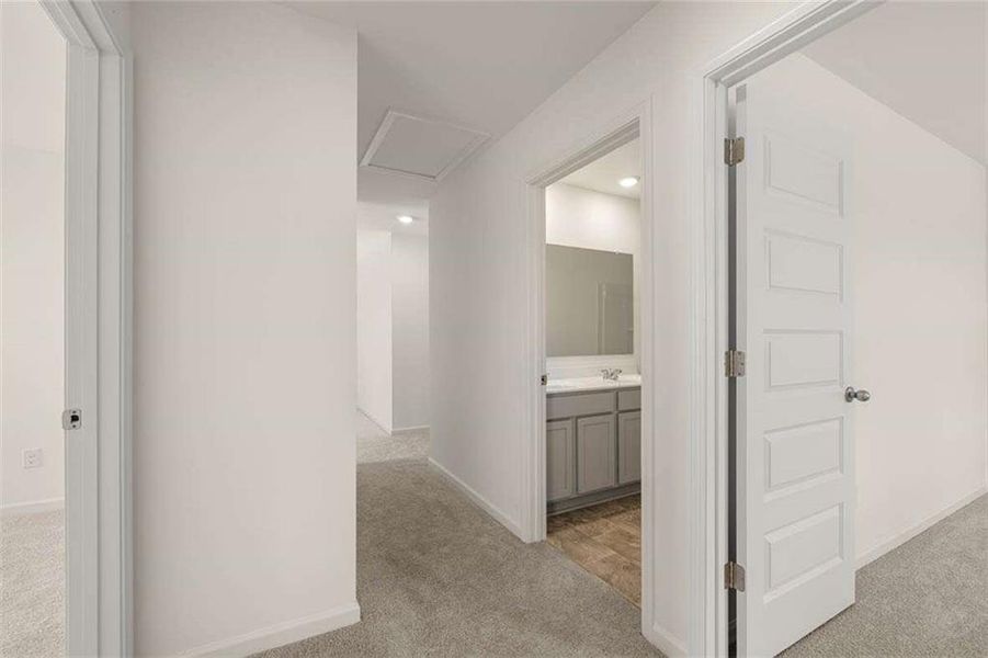 Image 26 of a home in Shoal Creek.