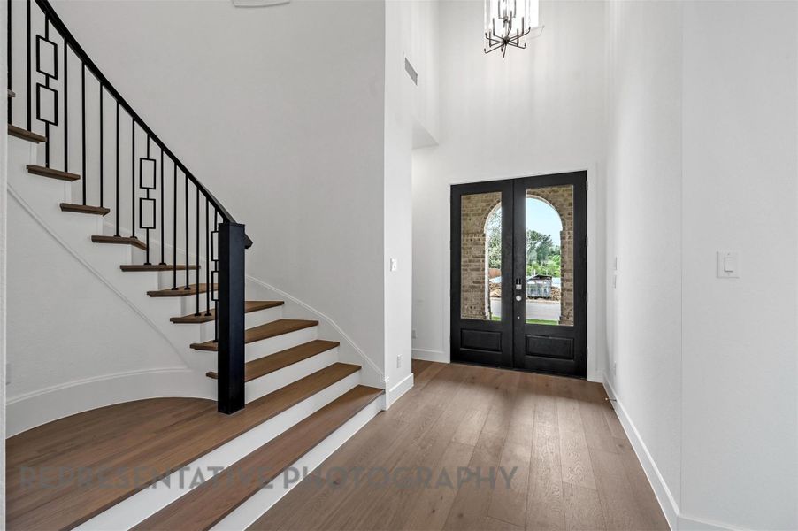 Spacious, unfurnished interior of a new home in Elyson: 80ft. lots, Katy (Image 14).