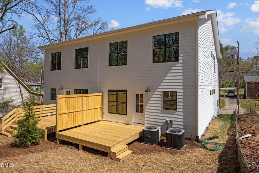 47-web-or-mls-IMG_9165 47-web-or-mls-IMG_9165