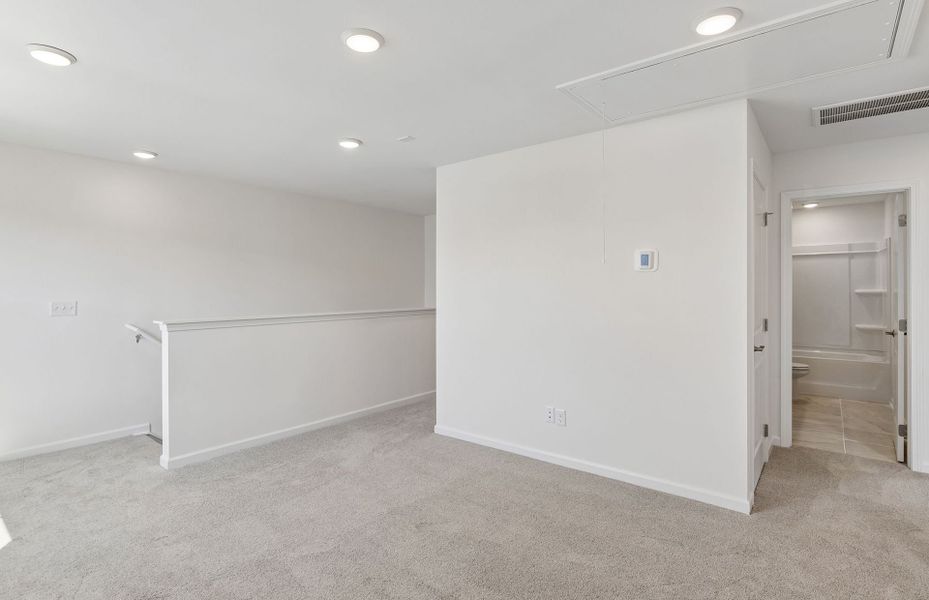 Spacious, unfurnished interior of a new home in Independence at Carter's Station, Columbia (Image 31).