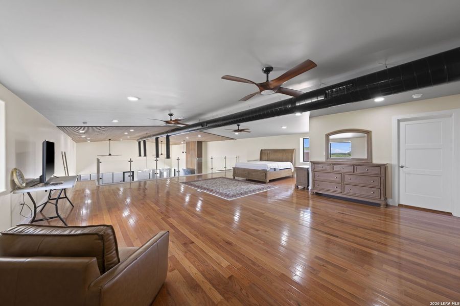 Community amenities in , Menard (Image 18). Community amenities in , Menard (Image 18).