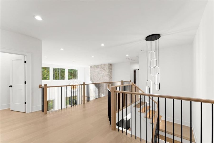 Image 98 of a home in .