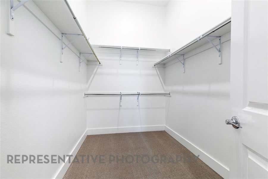 Spacious, unfurnished interior of a new home in Tavolo Park, Fort Worth (Image 21).