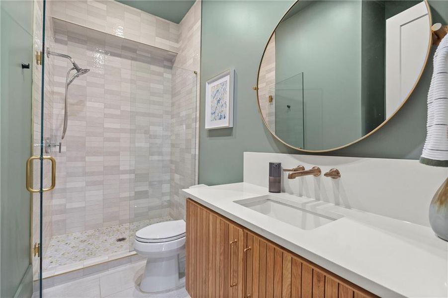 Furnished interior view inside a new home in , Brookhaven (Image 37).