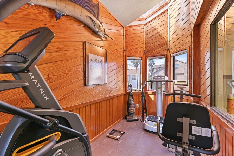 Community amenities in , Galveston (Image 30).